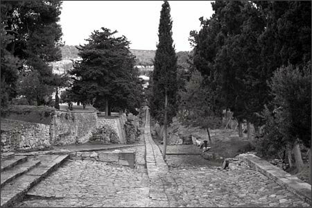 Крит. Вид из дворца Кносса. Фото: Яволод, 1998